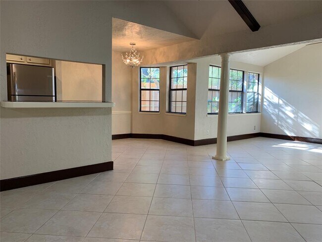 Building Photo - 434 Gentilly Dr