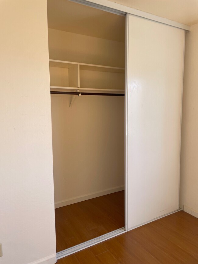 Building Photo - 3617 Loma Vista Ave