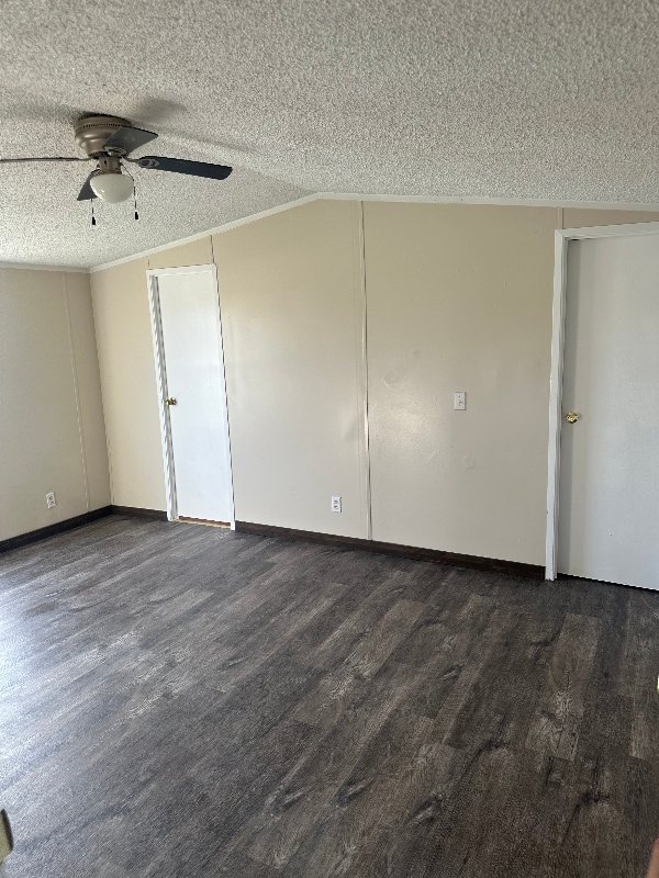 Building Photo - 160 Bedrock Trail Rd