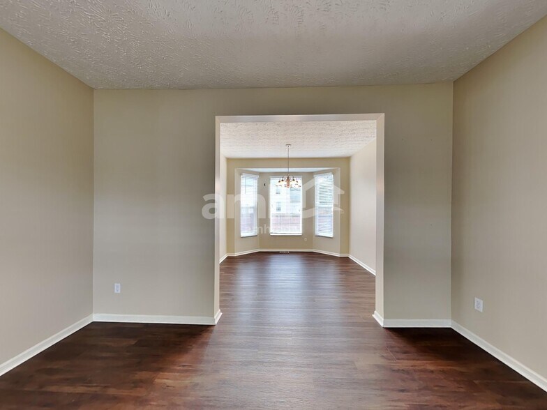 Building Photo - 9037 Maren Ct