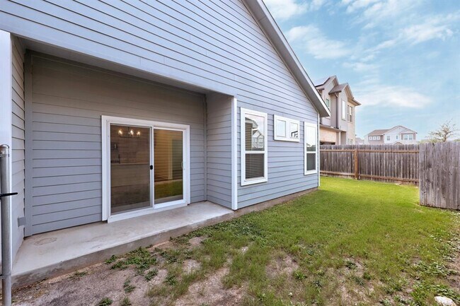 Building Photo - 5312 Bruno St