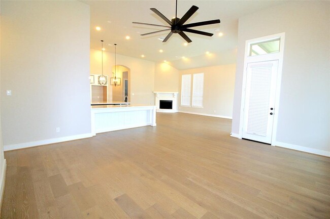 Building Photo - 2211 Almond Creek Ln