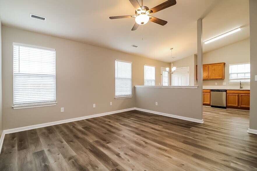 Building Photo - 232 Weststone Blvd