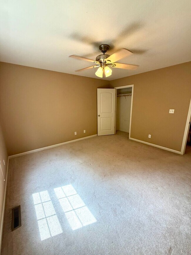 Building Photo - Single Family Home off Chapel Hill