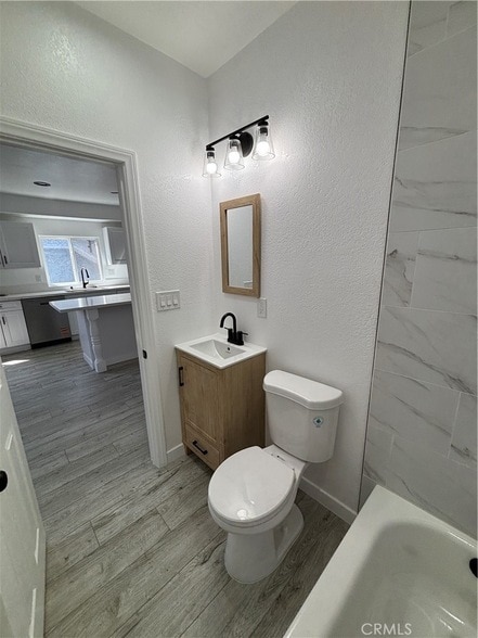 Building Photo - 5325 Latham St