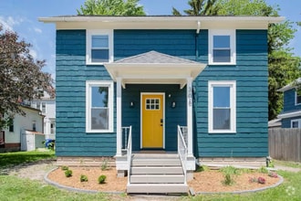 Building Photo - 308 E Franklin St