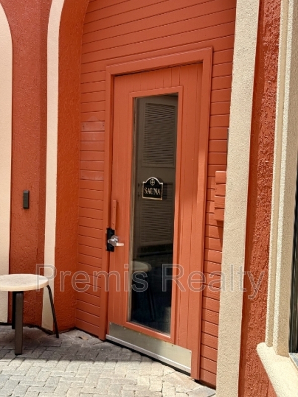 Building Photo - 2713 Via Murano