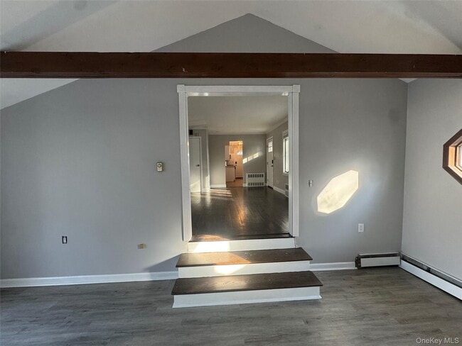 Building Photo - 1239 August Rd