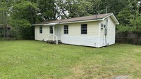 Building Photo - 1203 Mack St