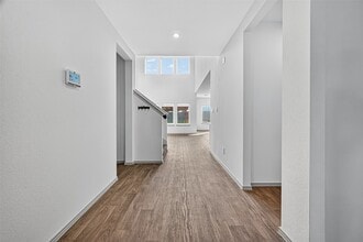 Building Photo - 1722 Bryson Heights Dr