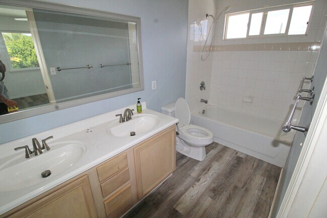 Building Photo - Island Living in Peaceful Piilani Village ...