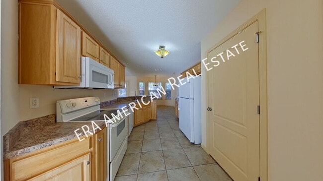 Building Photo - 6454 Moonlight Ln