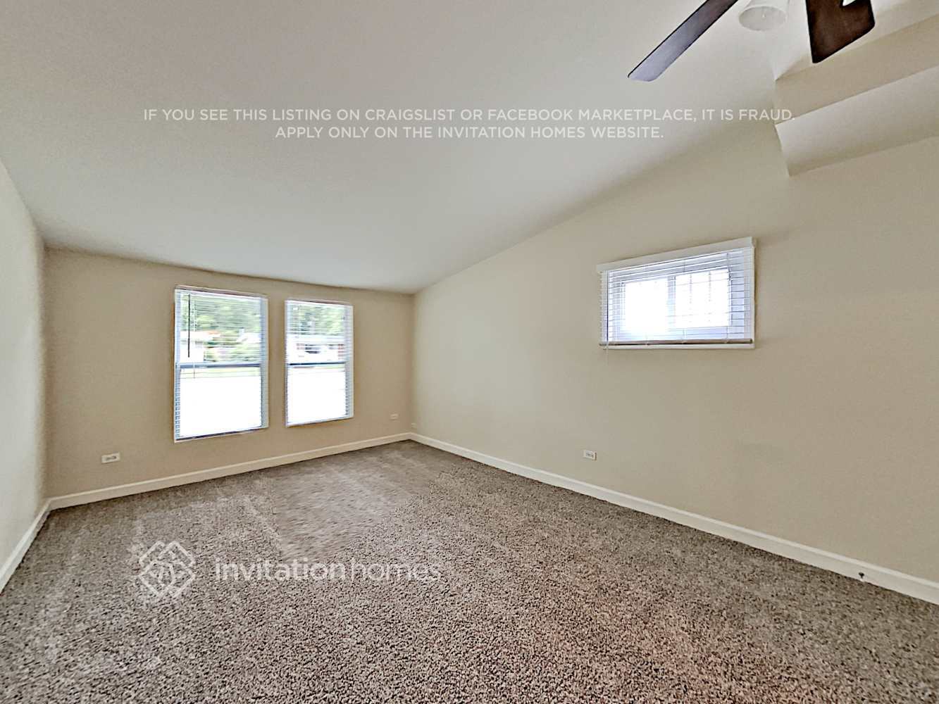 Building Photo - 778 N Elmwood Dr