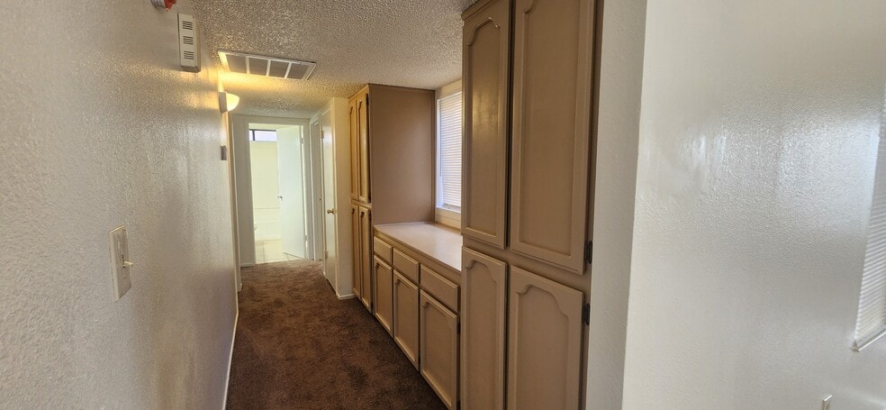 Building Photo - 5113 Gaylene Ave