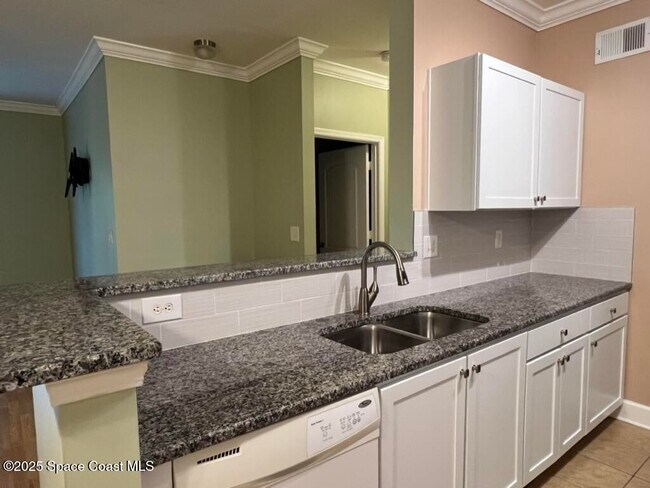 Building Photo - 6450 Borasco Dr