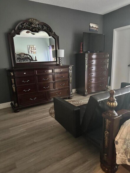 Building Photo - 12737 Westhampton Cir