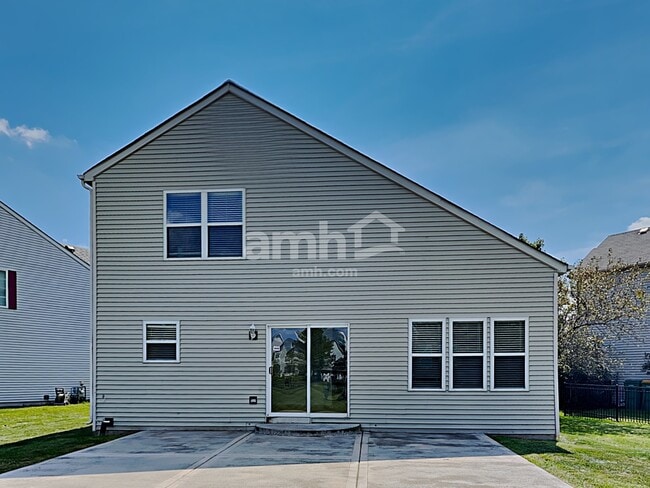 Building Photo - 1708 Lake Pointe Ct