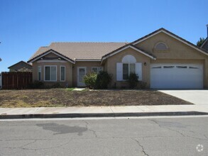 Building Photo - East Palmdale Home