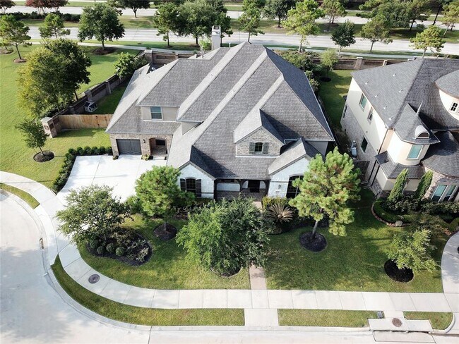 Building Photo - 27411 Robillard Springs Ln