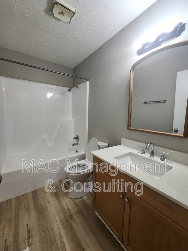 Building Photo - 1321 Autumn Ave