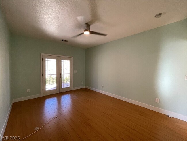 Building Photo - 4049 Bennett Mountain St