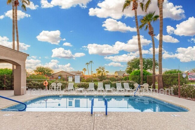 Building Photo - 6502 S Adobe Dr