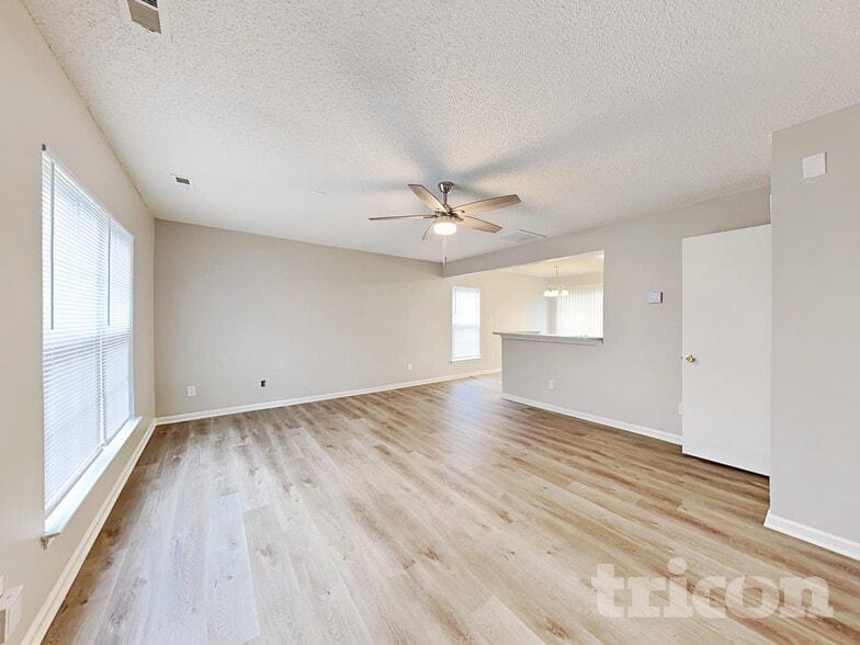 Building Photo - 5818 Greenway Vista Ln