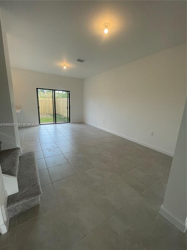 Building Photo - 24641 SW 117 Path