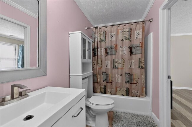Building Photo - 4053 Cooper Ridge Ct SE