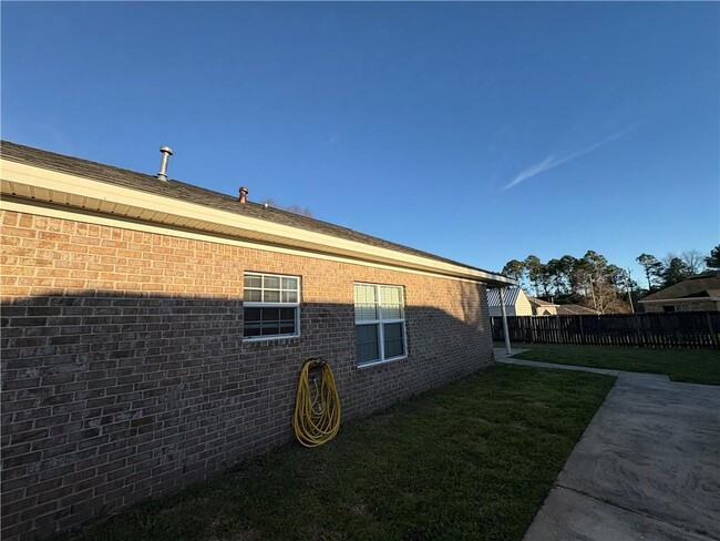 Building Photo - 13631 Catahoula Dr S