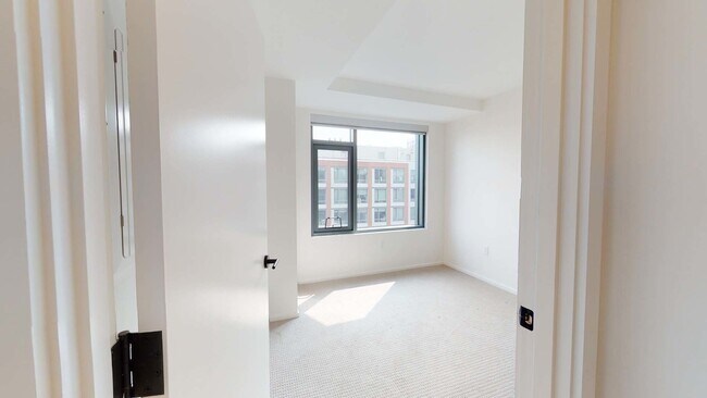 Building Photo - 345 Harrison Ave