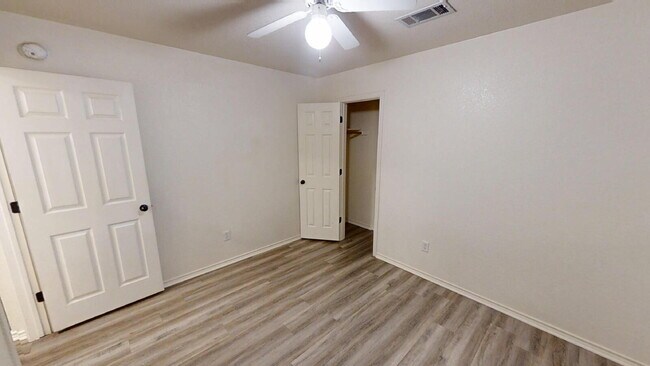 Building Photo - "Spacious 4-Bedroom Retreat with 2 Full Baths in Charming Nolanville!"