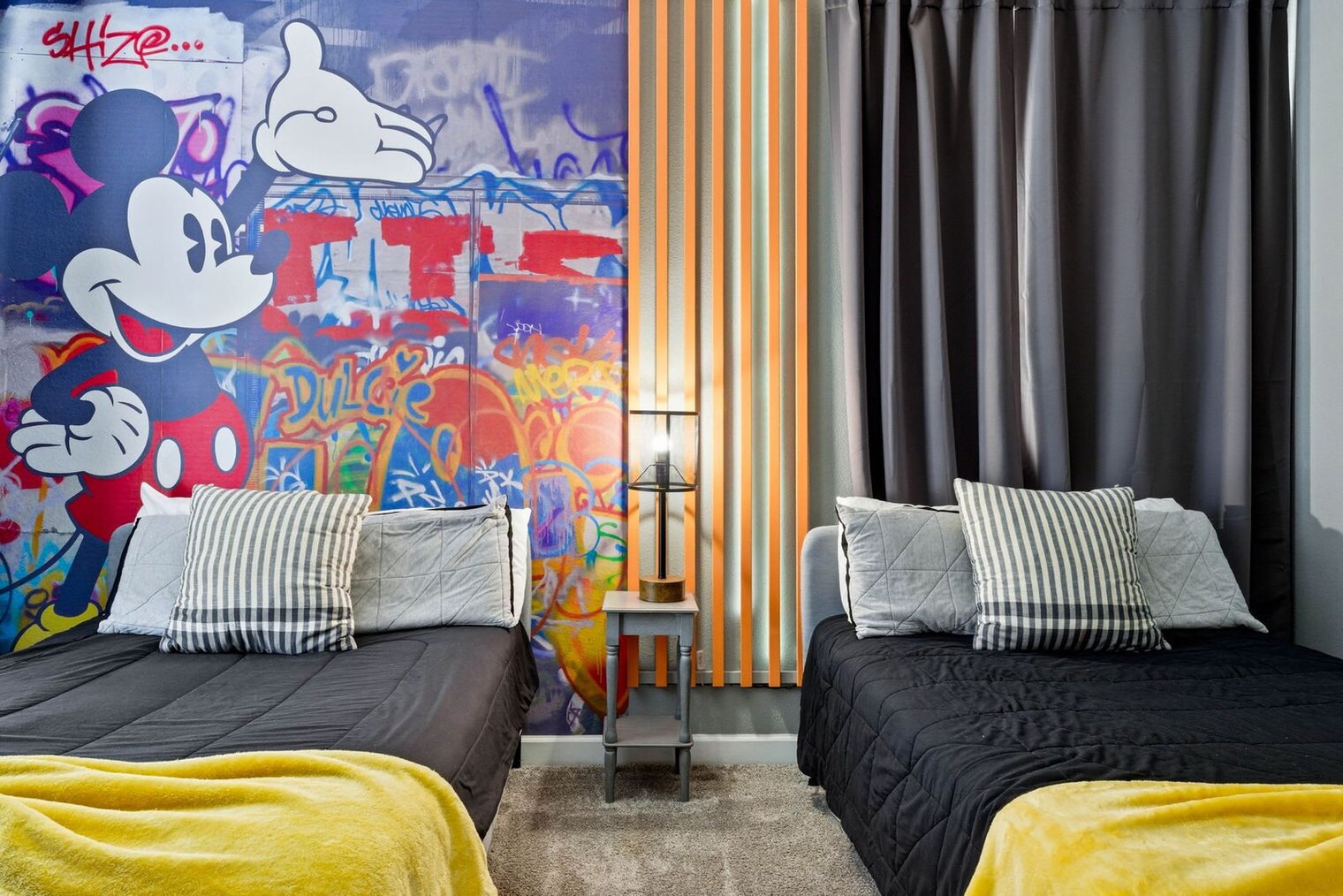 Building Photo - 770 Sticks St