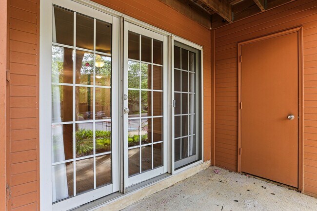 Building Photo - Columbia, MD