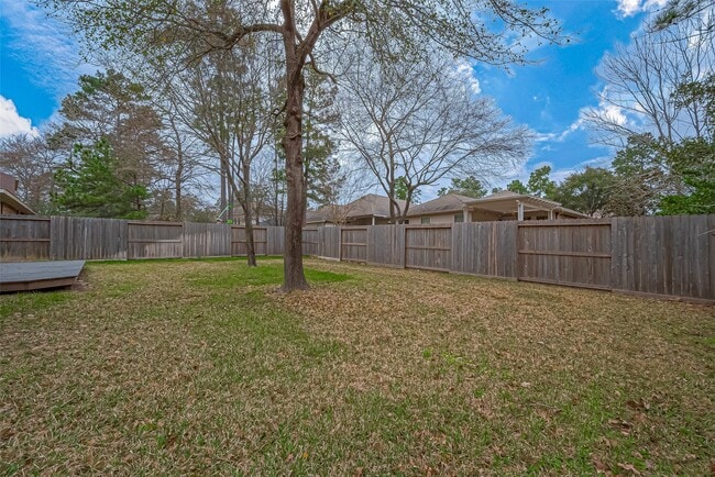 Building Photo - 2 Garden Lodge Pl