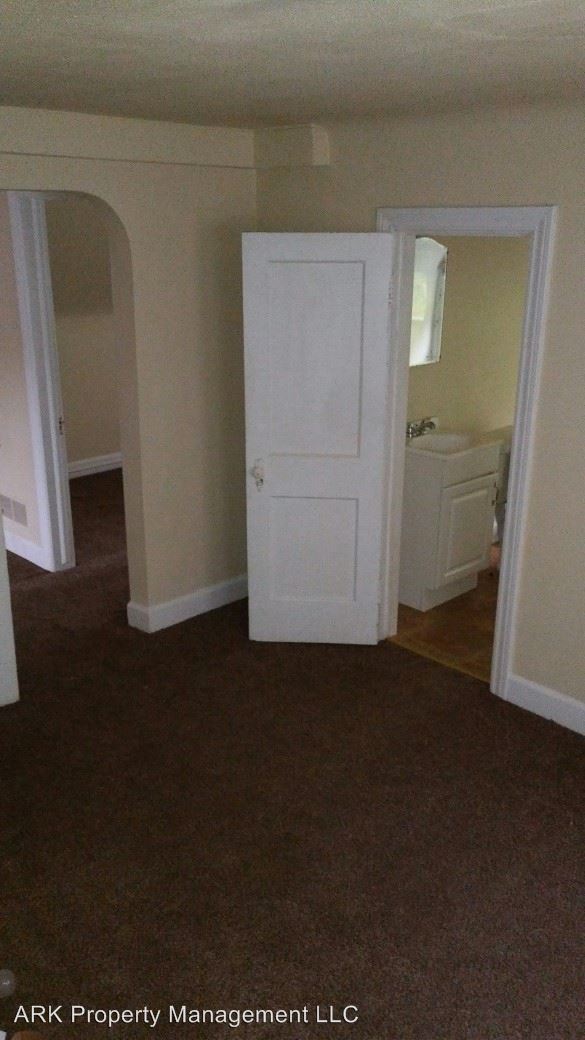 Building Photo - 4273 Kendall Rd