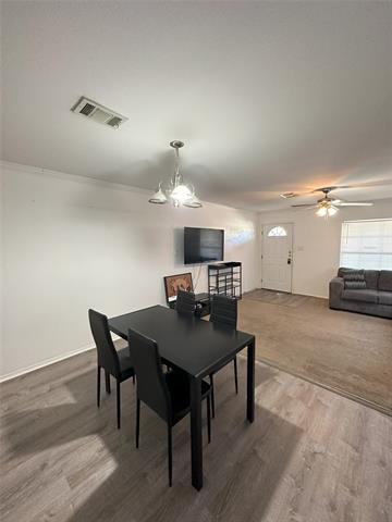 Building Photo - 5529-5531 Mesa Cir