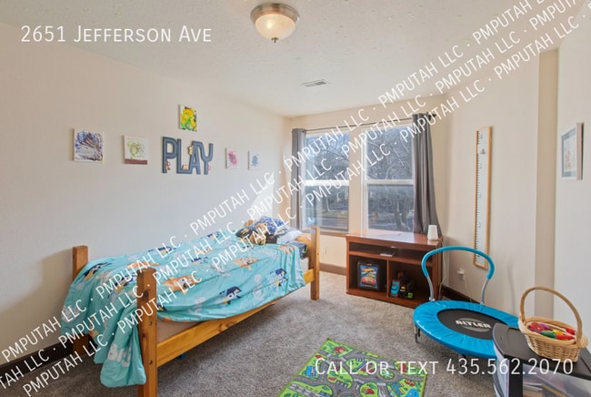 Building Photo - 2651 Jefferson Ave
