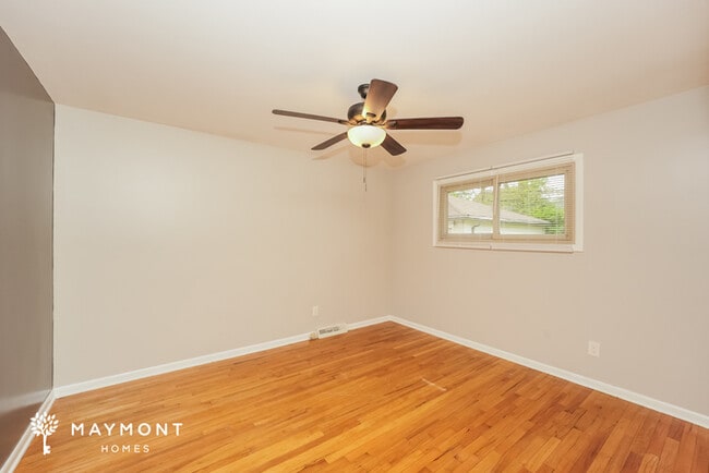 Building Photo - 14800 Kennerdown Ave