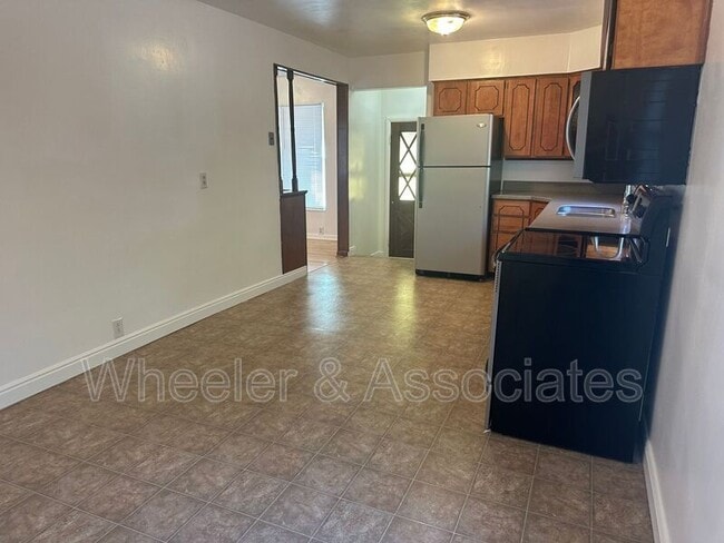Building Photo - 938 Bel Mar Dr