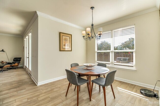 Building Photo - 874 Lowery Dr