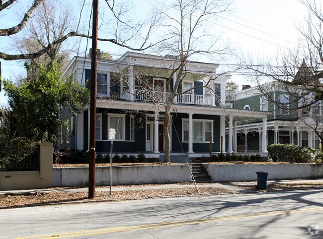 Primary Photo - 415 S Front St