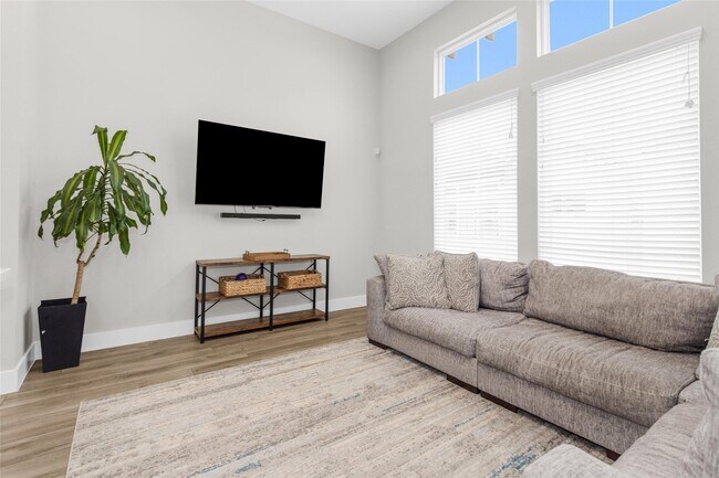 Building Photo - 7707 Nasser Ln