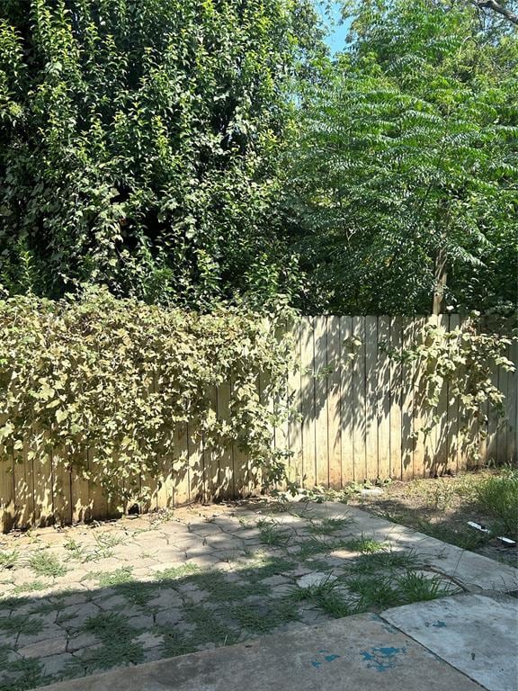 Building Photo - 5903 Cougar Dr