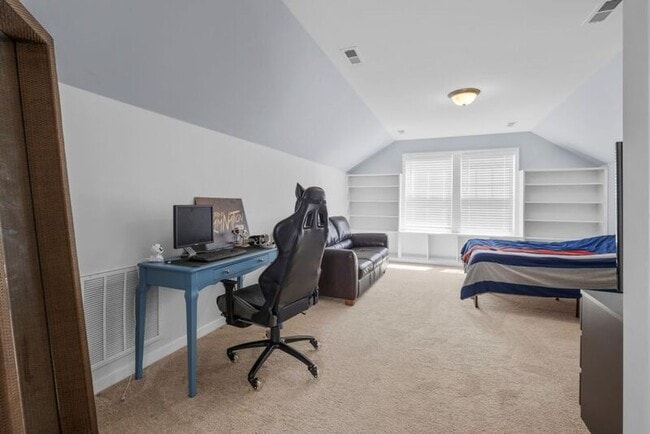 Building Photo - 7349 Vicenzo Dr