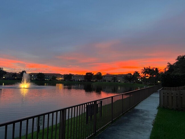 Building Photo - 15274 SW 30th Terrace