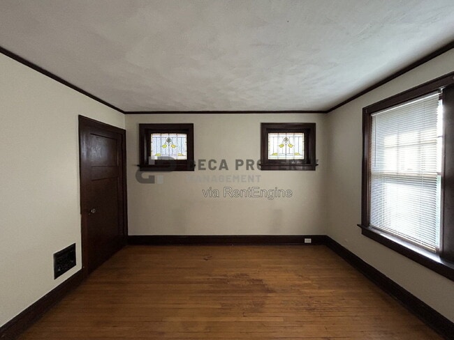 Building Photo - 1177 Moorlands Dr