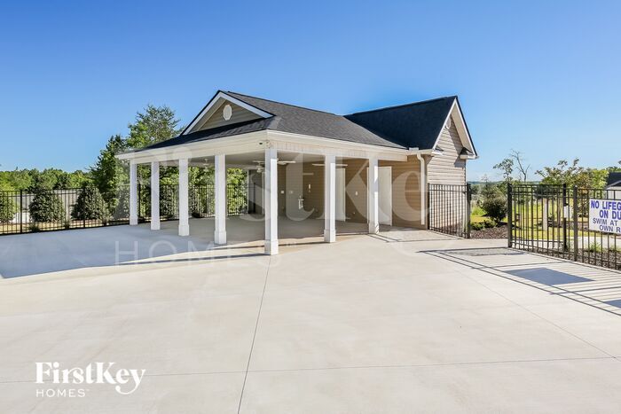 Building Photo - 403 Stonefence Dr