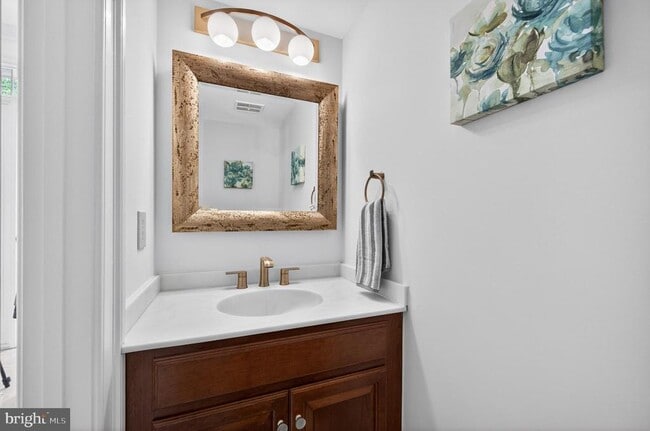 Building Photo - 8016 Quarry Ridge Way