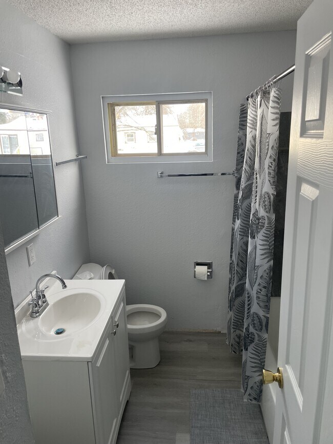 Building Photo - 6236 Natchez Dr